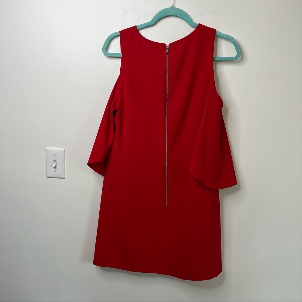 Alice & Olivia Cold shoulder Contemporary Cocktail Party Glam Romantic dress - Picture 6 of 10